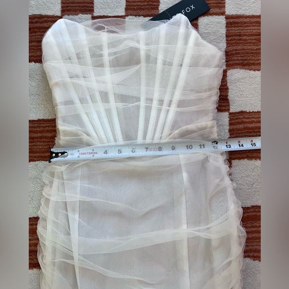 White Fox - NWT For the Night cream tulle mini strapless dress - Picture 4 of 5
